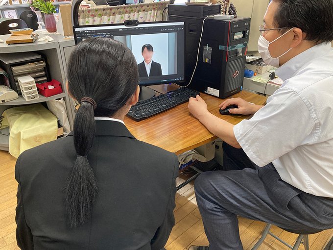 学生さんと撮影したデータをチェックする